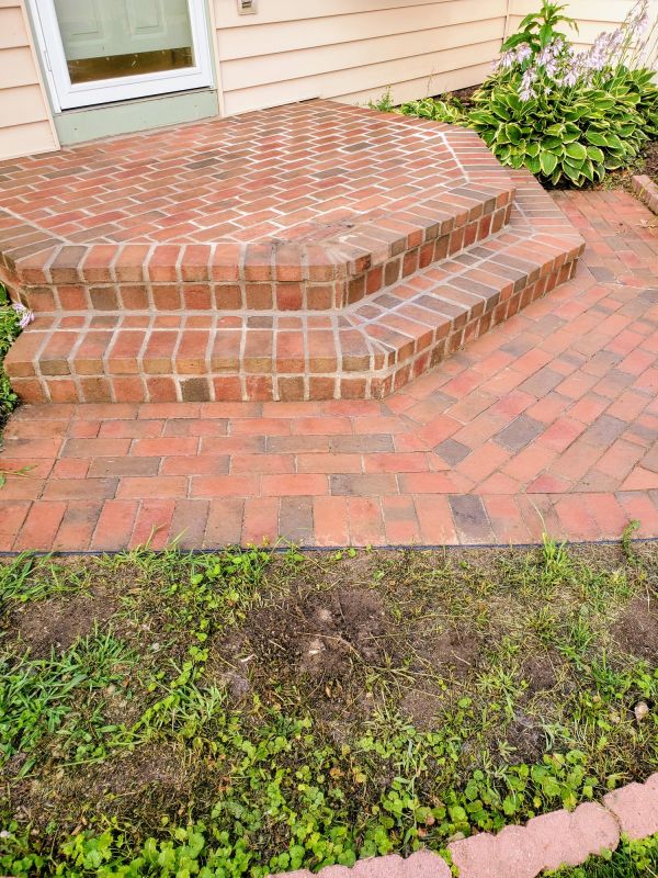 Sidewalk Brick Repair